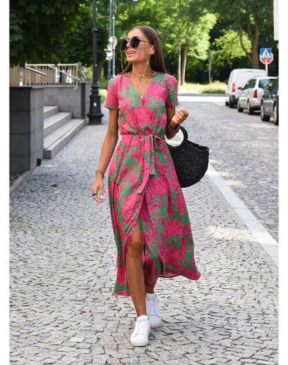 Suzanne - Élégante robe à col en V pour un look chic et sophistiqué
